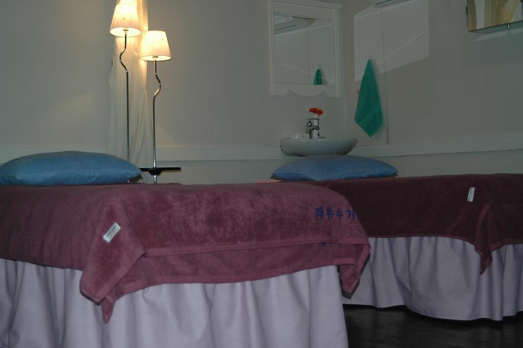 Itaewon Land Spa & Guesthouse Guest house